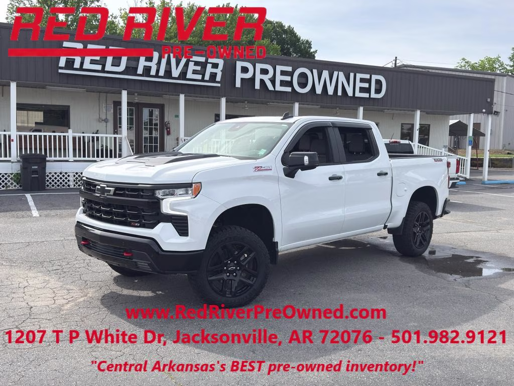 2025 Summit White Chevrolet Silverado LT Trail Boss 4X4 Truck