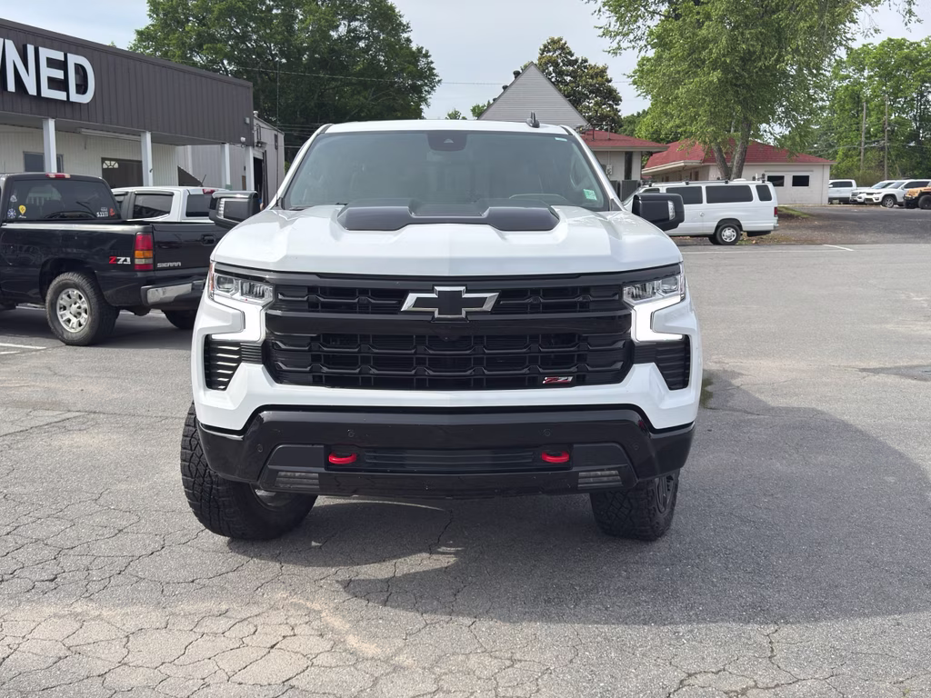 2025 Summit White Chevrolet Silverado LT Trail Boss 4X4 Truck
