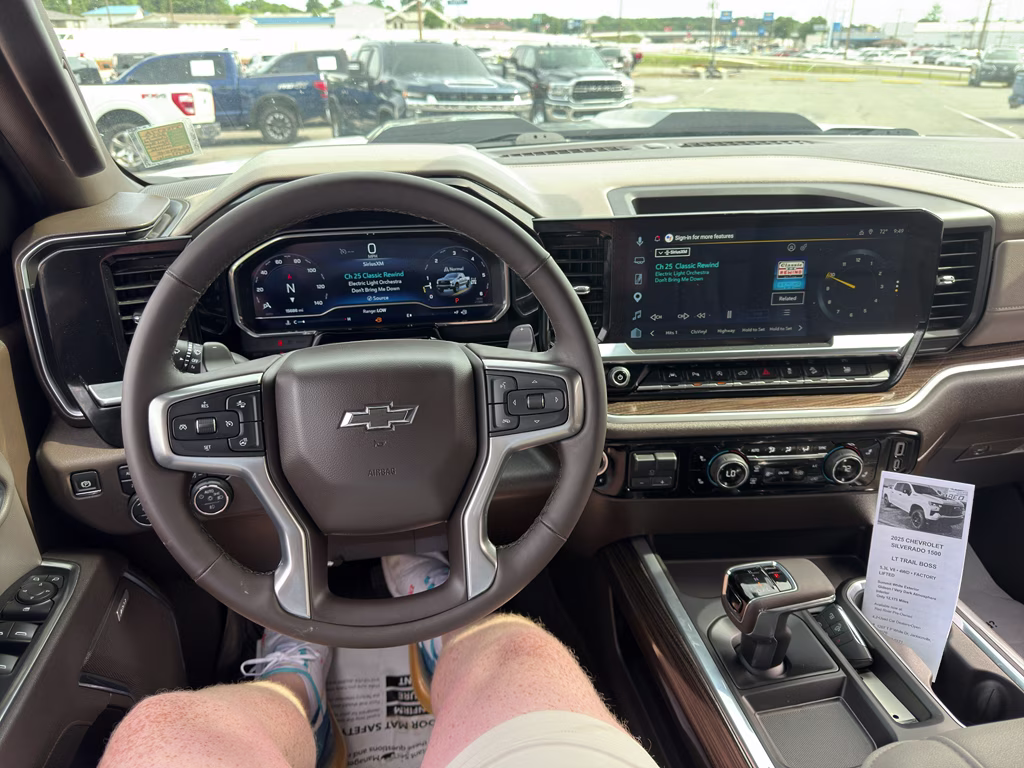 2025 Summit White Chevrolet Silverado LT Trail Boss 4X4 Truck