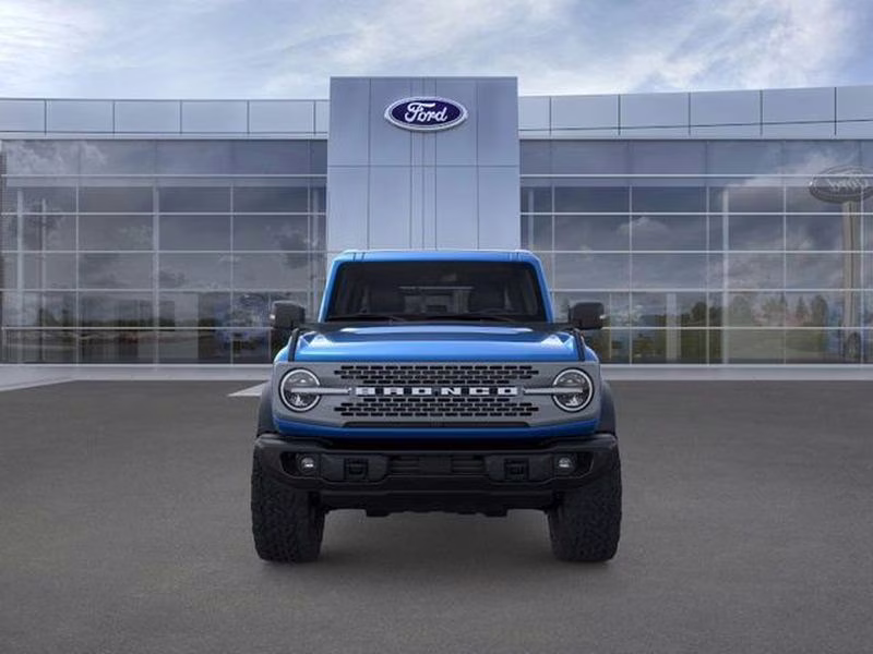 2025 Velocity Blue Metallic Ford Bronco Badlands 4X4 SUV