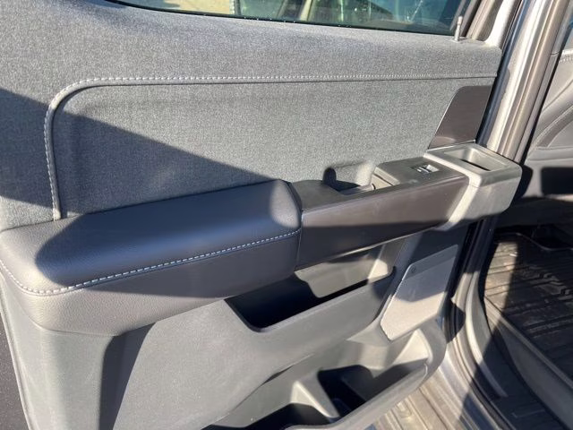 2025 Gray Metallic Ford F-150 Lariat 4X4 Truck