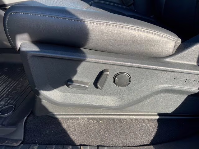 2025 Gray Metallic Ford F-150 Lariat 4X4 Truck