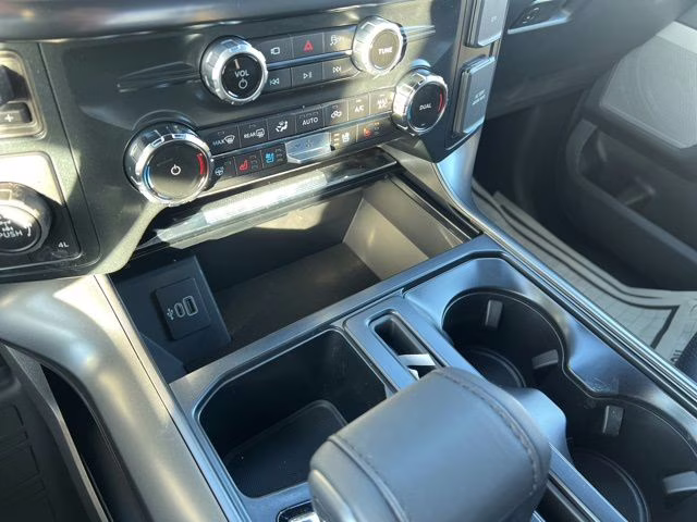 2025 Gray Metallic Ford F-150 Lariat 4X4 Truck