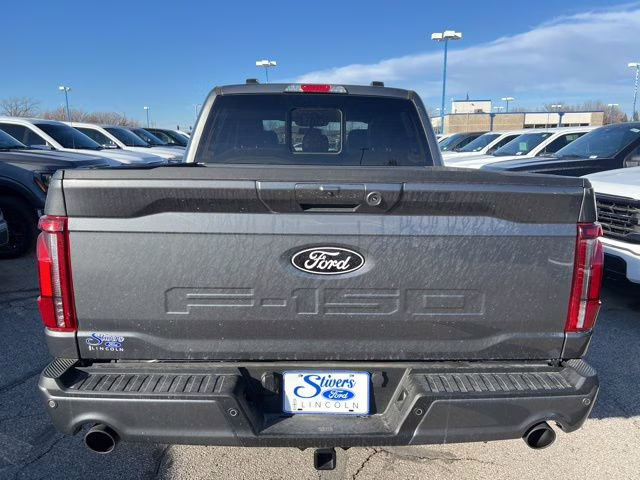 2025 Gray Metallic Ford F-150 Lariat 4X4 Truck