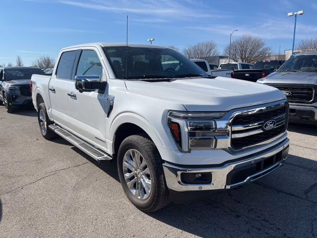 2025 White Metallic Ford F-150 Lariat 4X4 Truck