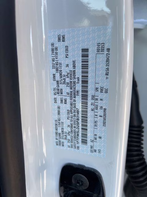 2025 White Metallic Ford F-150 Lariat 4X4 Truck