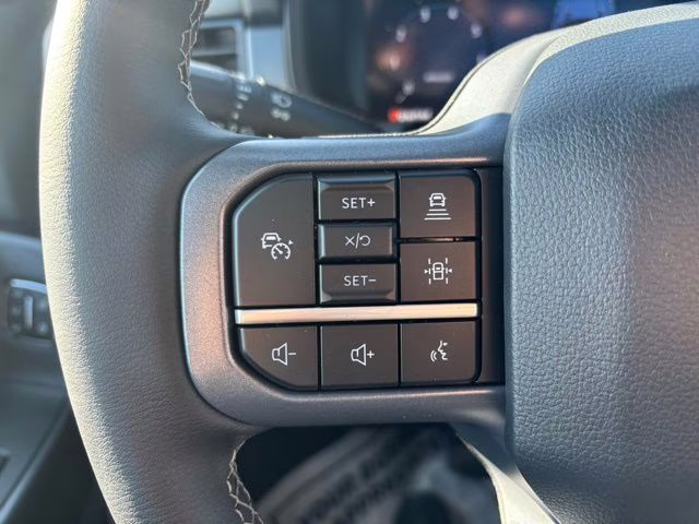 2025 Silver Metallic Ford F-150 Lariat 4X4 Truck