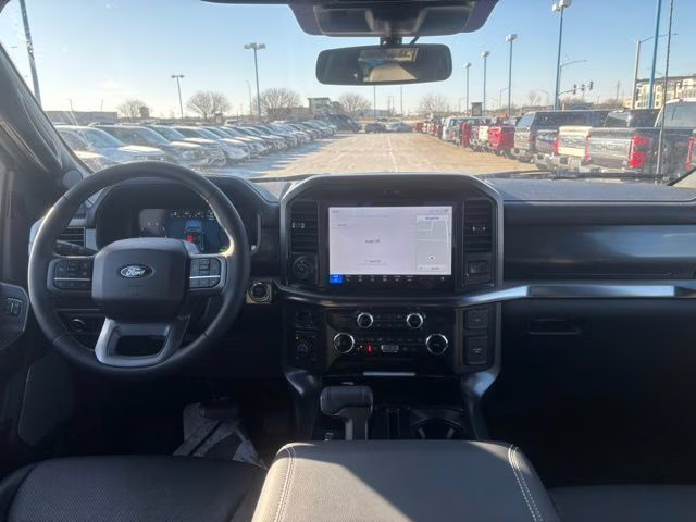 2025 White Metallic Ford F-150 Lariat 4X4 Truck