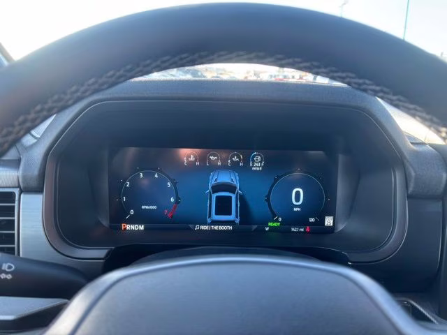 2025 White Metallic Ford F-150 Lariat 4X4 Truck