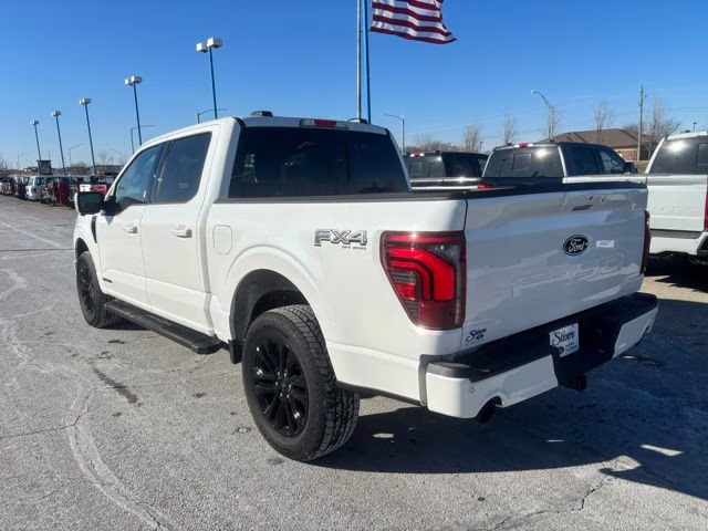 2025 White Metallic Ford F-150 Lariat 4X4 Truck