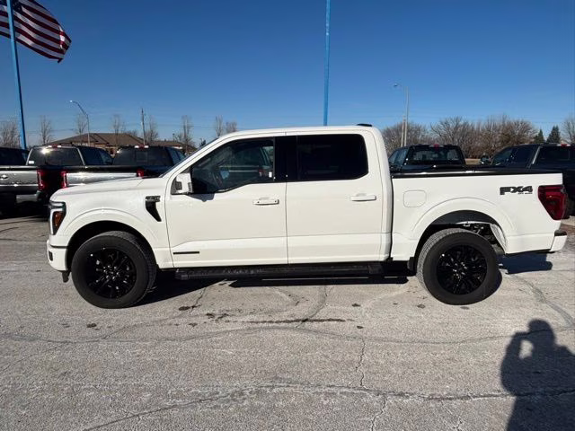 2025 White Metallic Ford F-150 Lariat 4X4 Truck