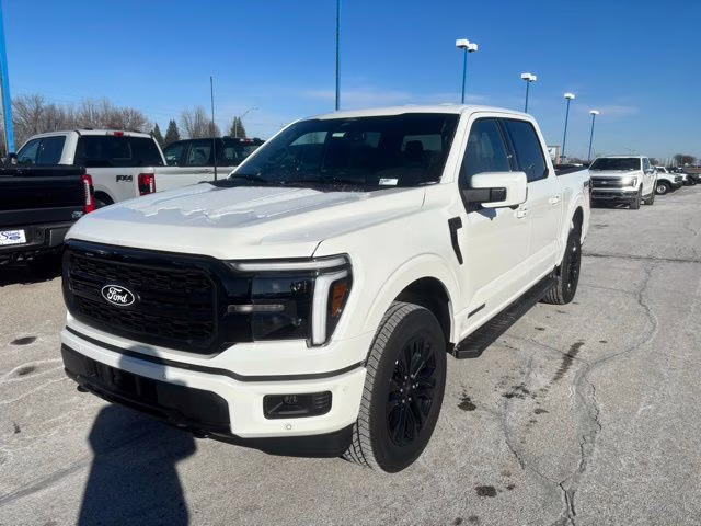2025 White Metallic Ford F-150 Lariat 4X4 Truck