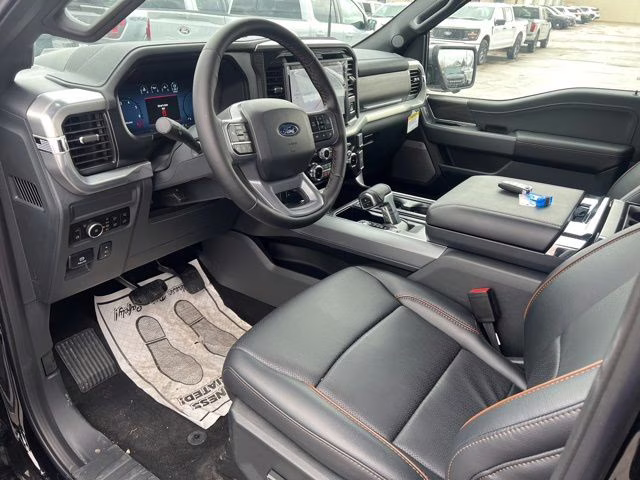 2025 Black Metallic Ford F-150 Lariat 4X4 Truck