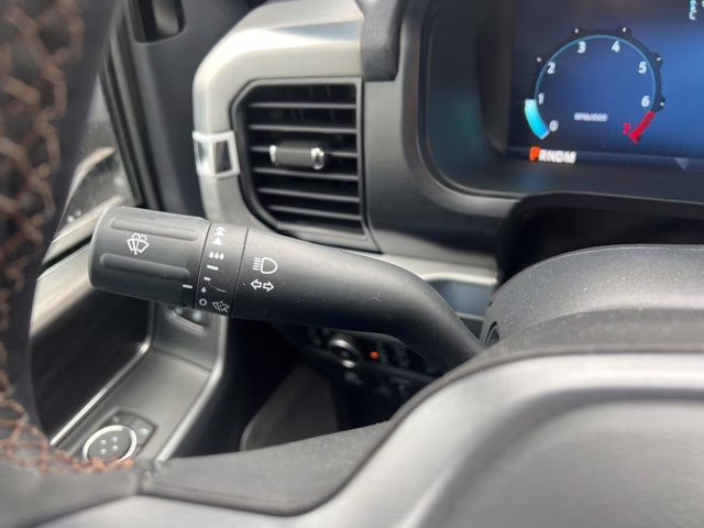 2025 Black Metallic Ford F-150 Lariat 4X4 Truck