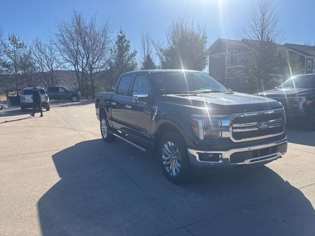 2025 Black Metallic Ford F-150 Lariat 4X4 Truck