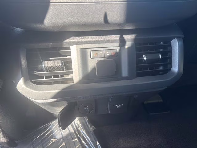 2025 Black Metallic Ford F-150 Lariat 4X4 Truck