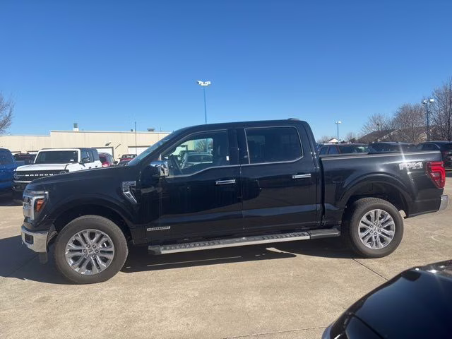 2025 Black Metallic Ford F-150 Lariat 4X4 Truck