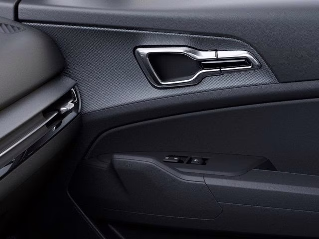 2026 Glacial White Pearl Kia Sportage LX AWD SUV