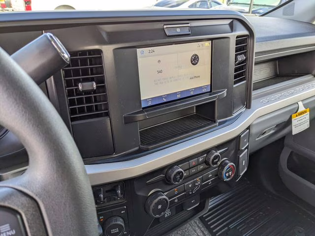 2026 Oxford White Ford Super Duty F-350 SRW XL 4X4 Truck