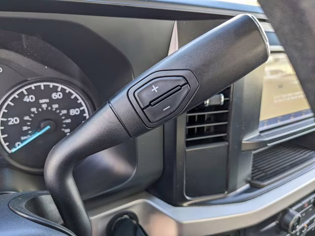 2026 Oxford White Ford Super Duty F-350 SRW XL 4X4 Truck