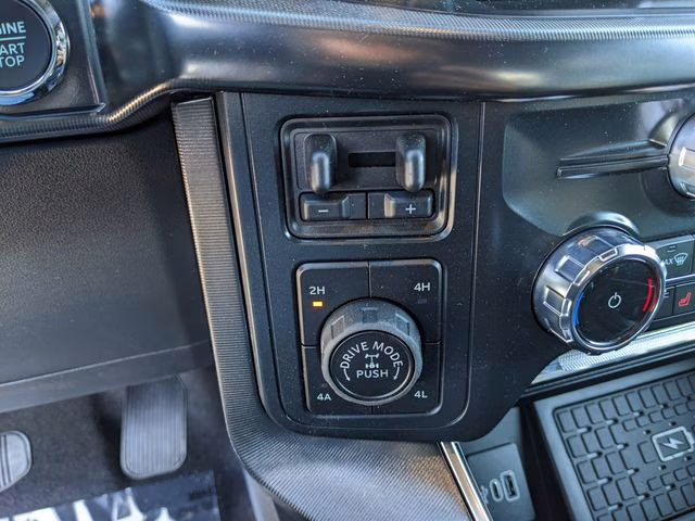 2025 Carbonized Gray Metallic Ford F-150 Platinum 4X4 Truck