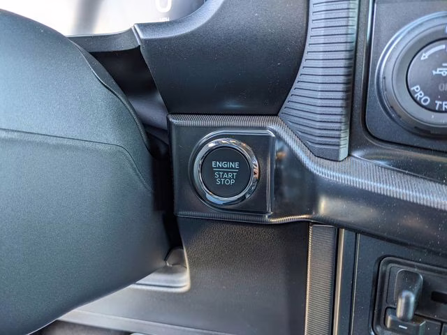 2025 Carbonized Gray Metallic Ford F-150 Platinum 4X4 Truck