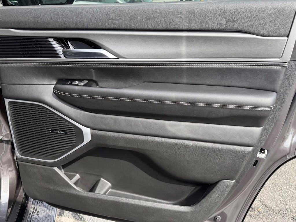 2026 Baltic Gray Metallic Clearcoat Jeep Grand Wagoneer Base 4X4 SUV