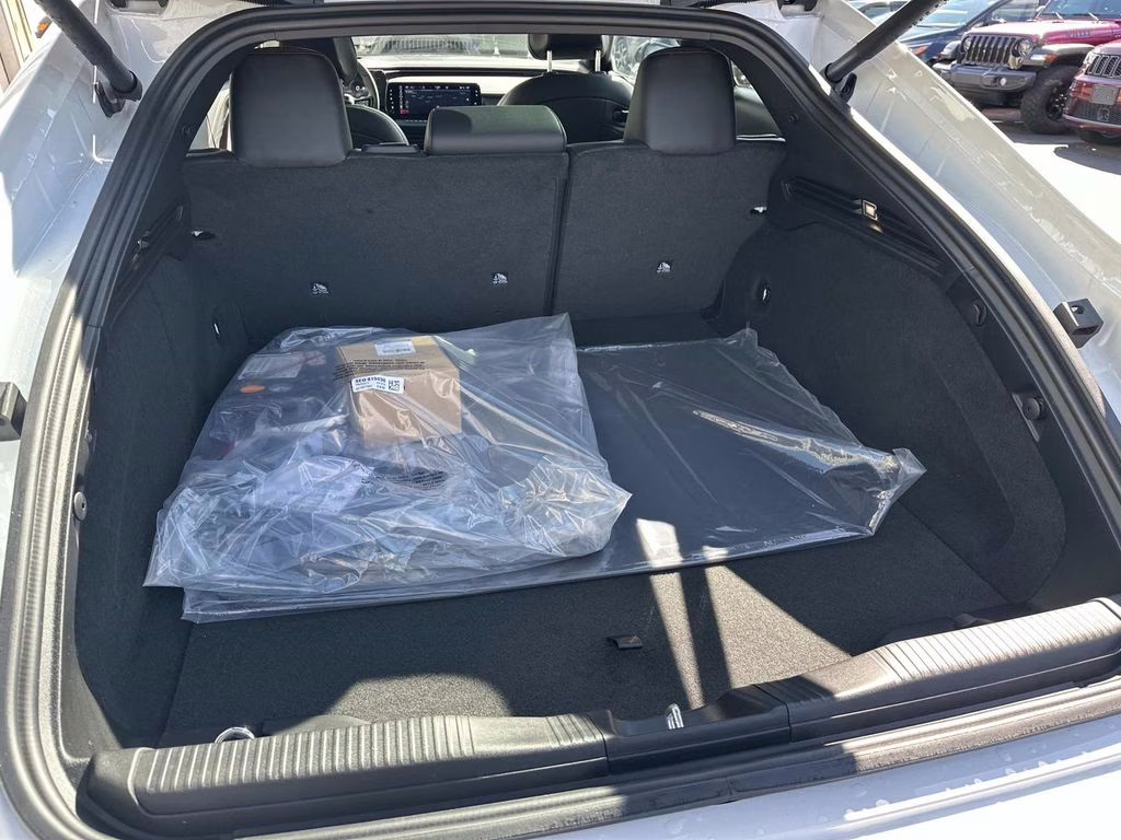 2026 Bright White Clearcoat Dodge Charger R/T Scat Pack AWD Coupe