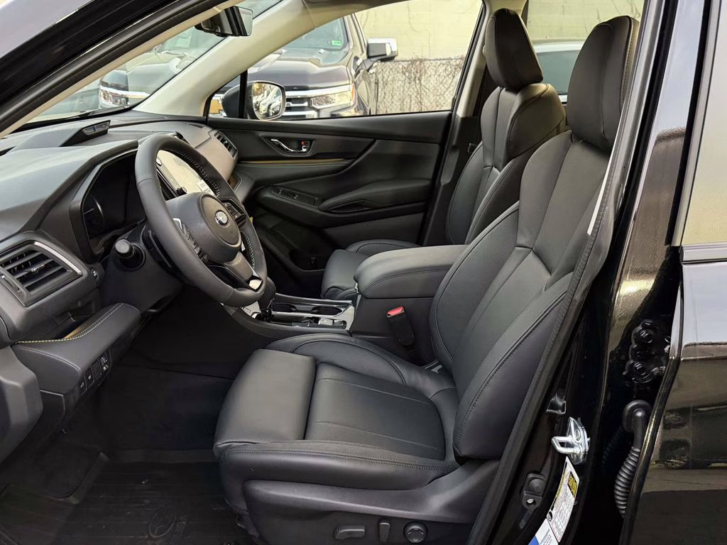 2026 Crystal Black Silica Subaru Ascent Onyx Edition Touring AWD SUV