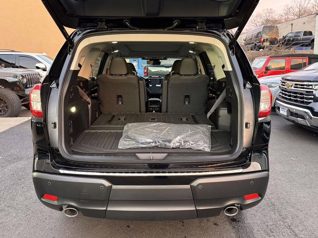 2026 Crystal Black Silica Subaru Ascent Onyx Edition Touring AWD SUV