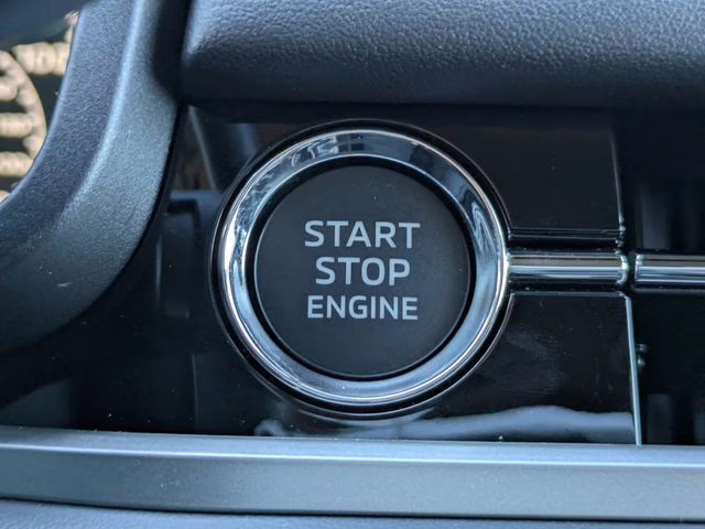 2026 Labrador Black Pearl Mitsubishi Outlander ES FWD SUV