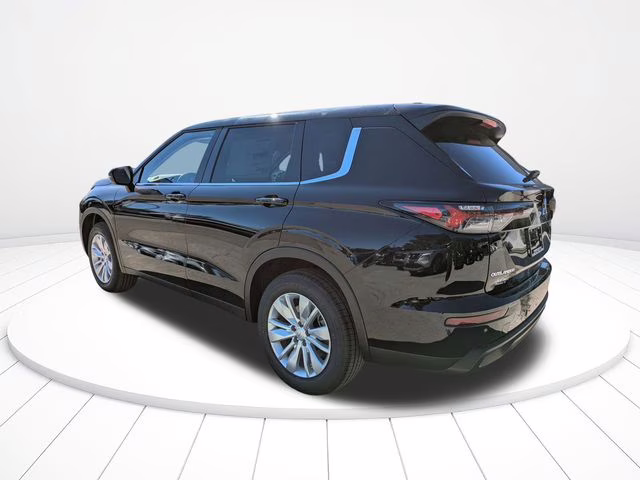 2026 Labrador Black Pearl Mitsubishi Outlander ES FWD SUV
