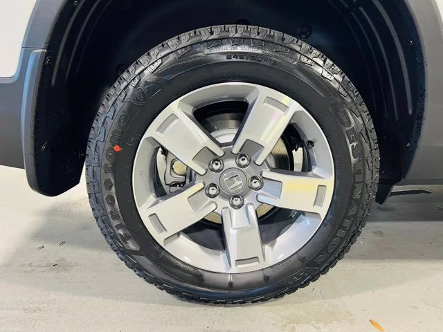 2026 Platinum White Honda Ridgeline RTL AWD Truck