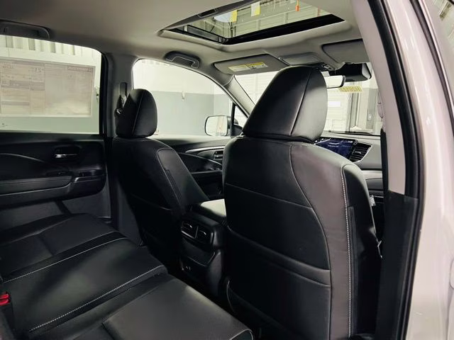 2026 Platinum White Honda Ridgeline RTL AWD Truck