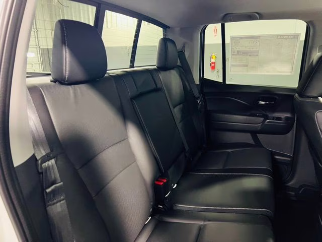 2026 Platinum White Honda Ridgeline RTL AWD Truck