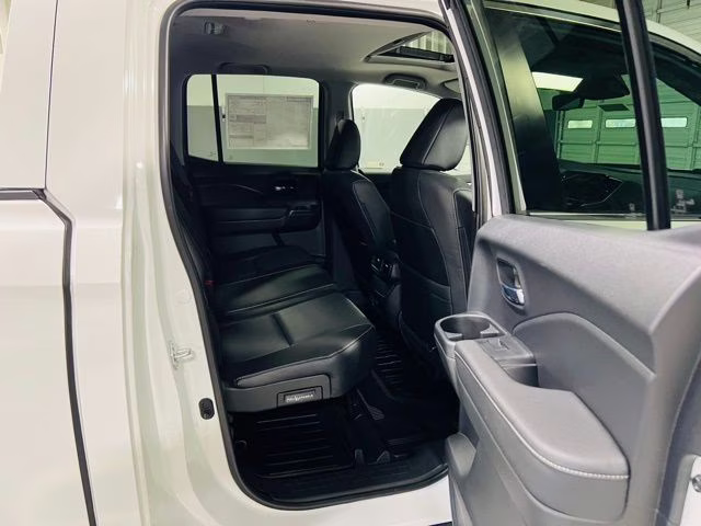 2026 Platinum White Honda Ridgeline RTL AWD Truck