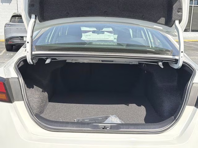 2025 Glacier White Nissan Altima 2.5 S FWD Sedan