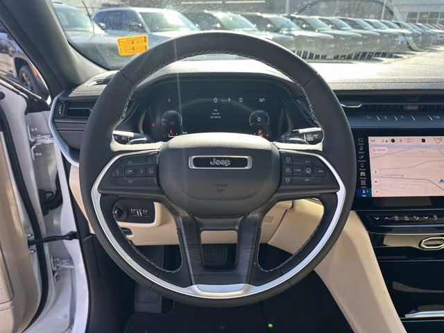 2026 Bright White Clearcoat Jeep Grand Cherokee Limited RWD SUV