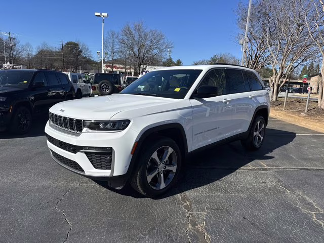 2026 Bright White Clearcoat Jeep Grand Cherokee Limited RWD SUV