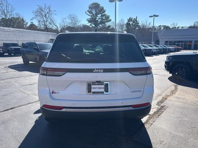 2026 Bright White Clearcoat Jeep Grand Cherokee Limited RWD SUV
