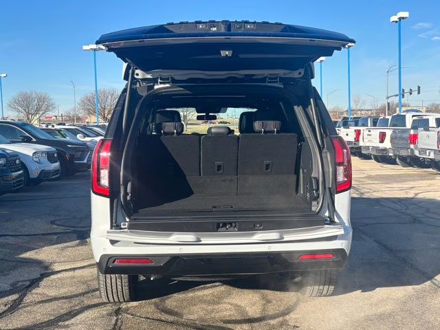 2026 Space Silver Metallic Ford Expedition Platinum 4X4 SUV