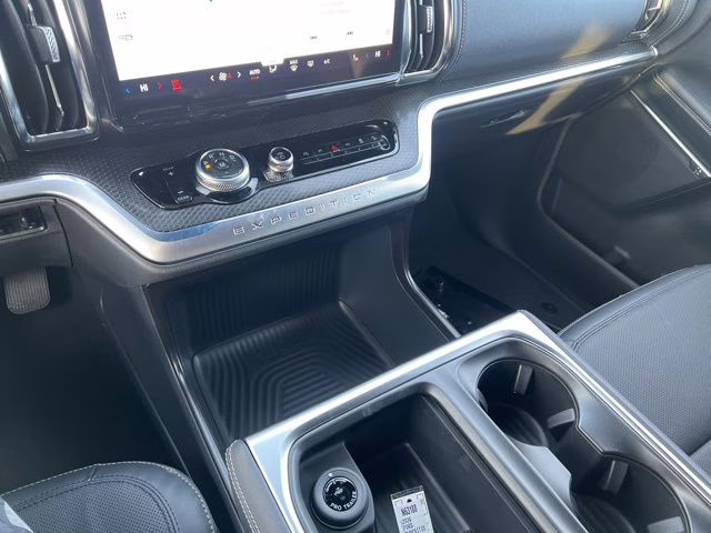 2026 Dark Matter Gray Metallic Ford Expedition Platinum 4X4 SUV