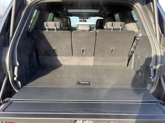 2026 Dark Matter Gray Metallic Ford Expedition Platinum 4X4 SUV