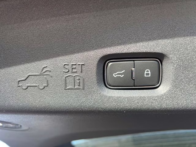 2026 Dark Matter Gray Metallic Ford Expedition Platinum 4X4 SUV