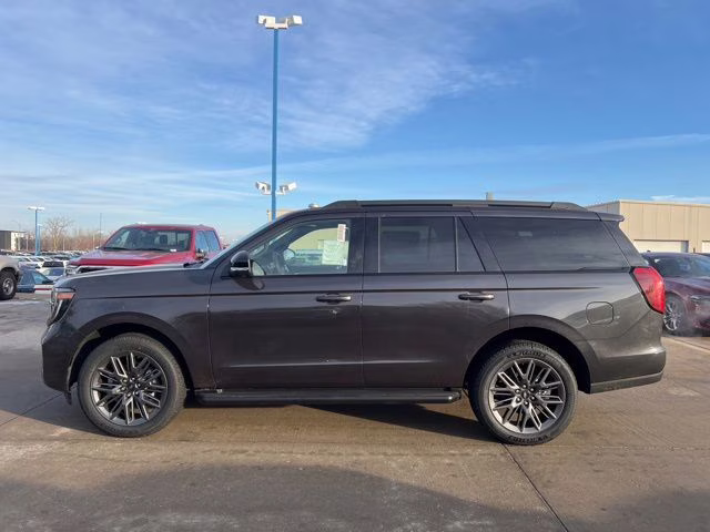 2026 Dark Matter Gray Metallic Ford Expedition Platinum 4X4 SUV