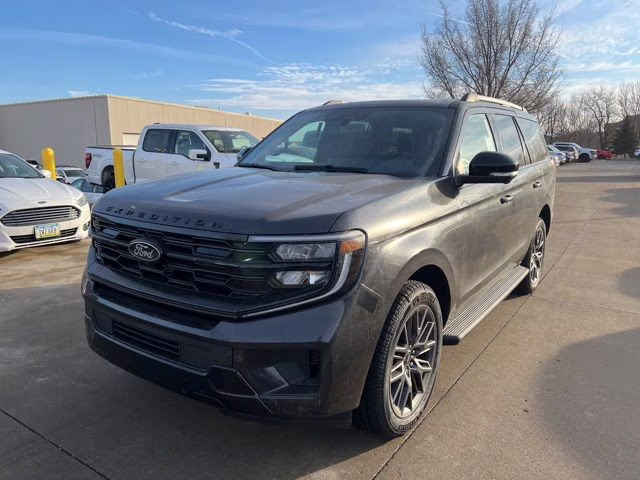 2026 Dark Matter Gray Metallic Ford Expedition Platinum 4X4 SUV