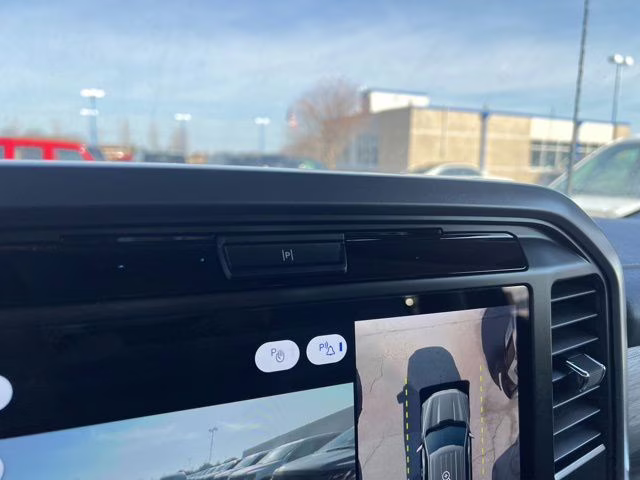 2025 Black Metallic Ford F-150 Lariat 4X4 Truck