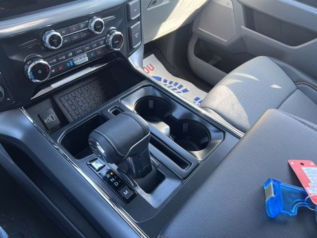 2025 Black Metallic Ford F-150 Lariat 4X4 Truck