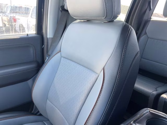 2025 Black Metallic Ford F-150 Lariat 4X4 Truck