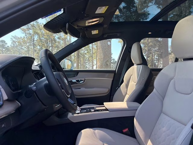 2026 Vapour Grey Volvo XC90 B6 Plus 7-Seater AWD SUV